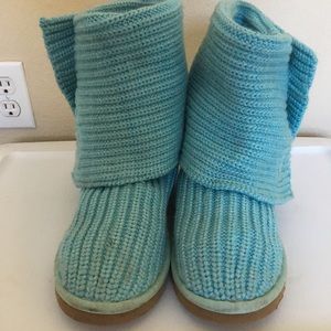 Blue knit uggs